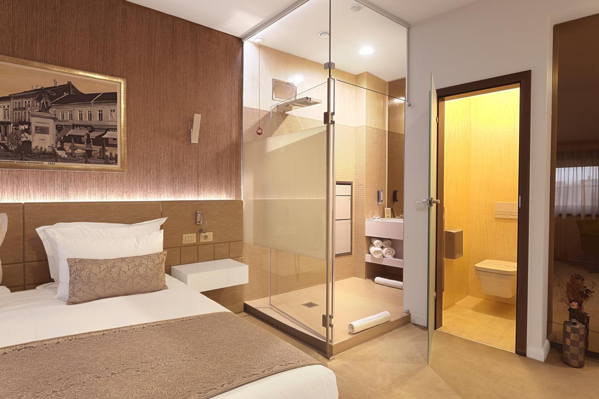 Hotel Vila Class Satu Mare Ngoại thất bức ảnh